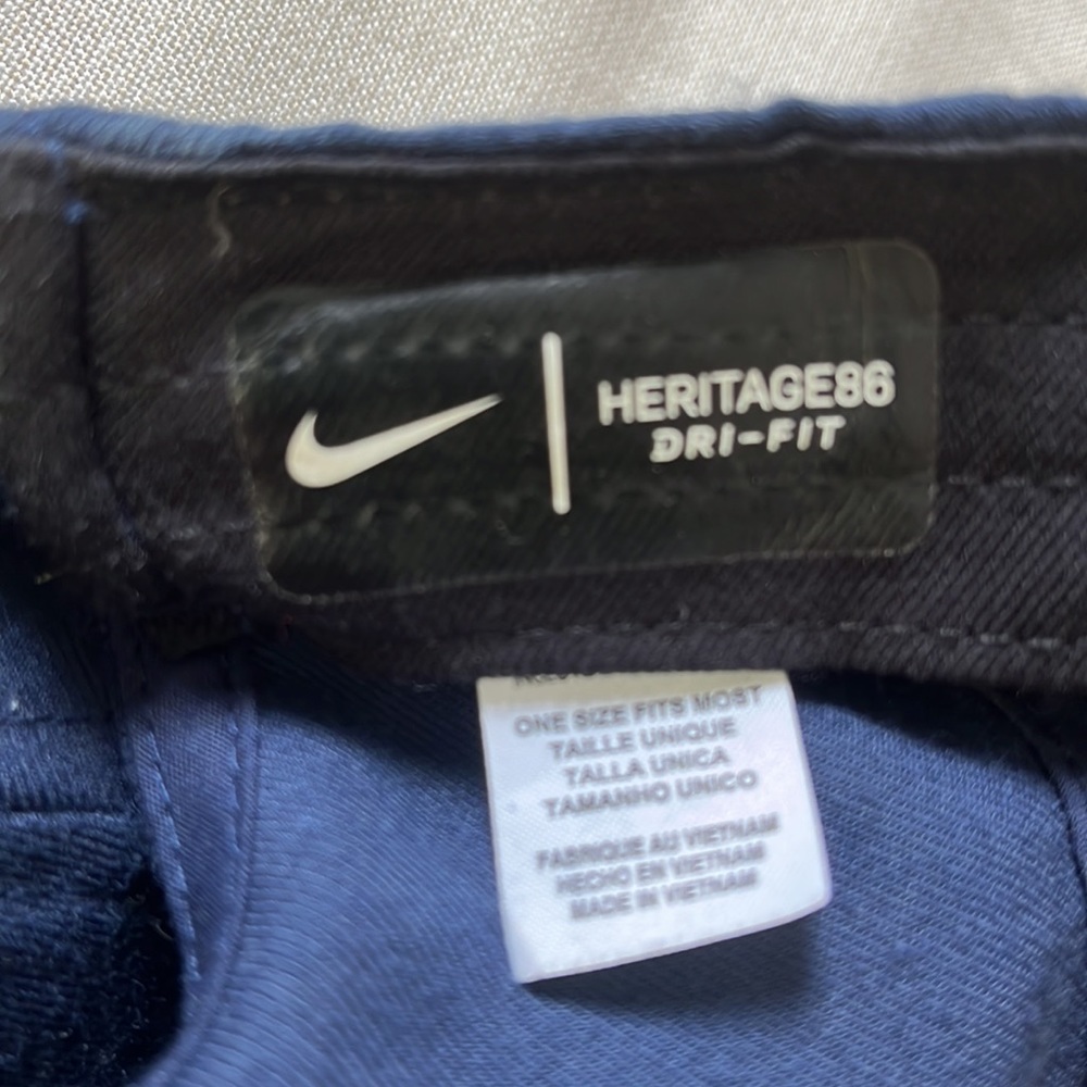 UNC cap - Picture 3 of 3